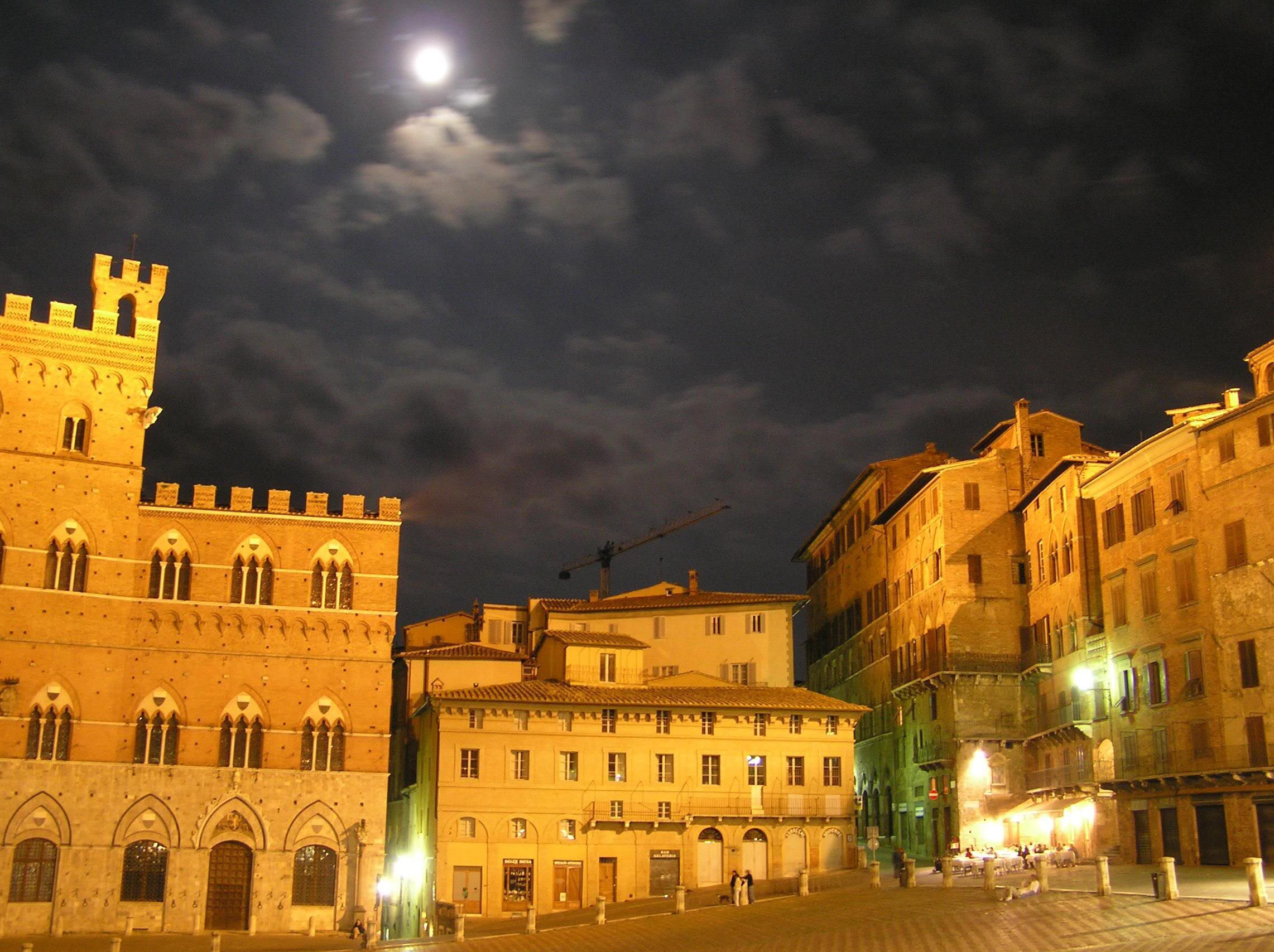Siena Wallpaper Image Photos Pictures Background