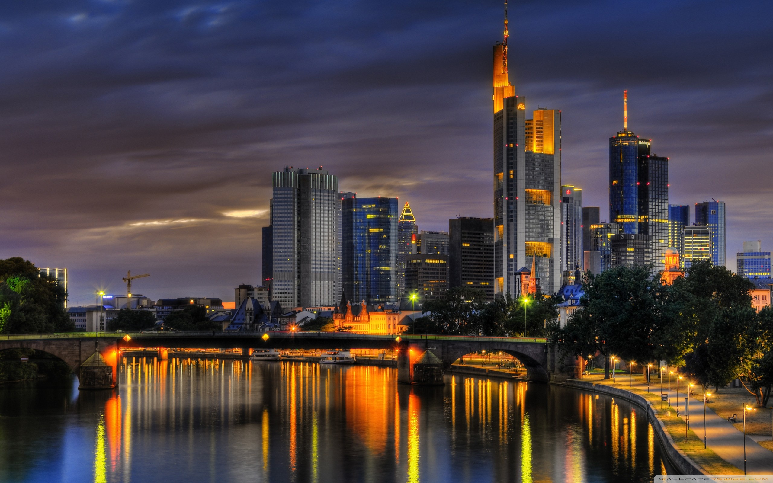 Frankfurt Skyline Night   wallpaper