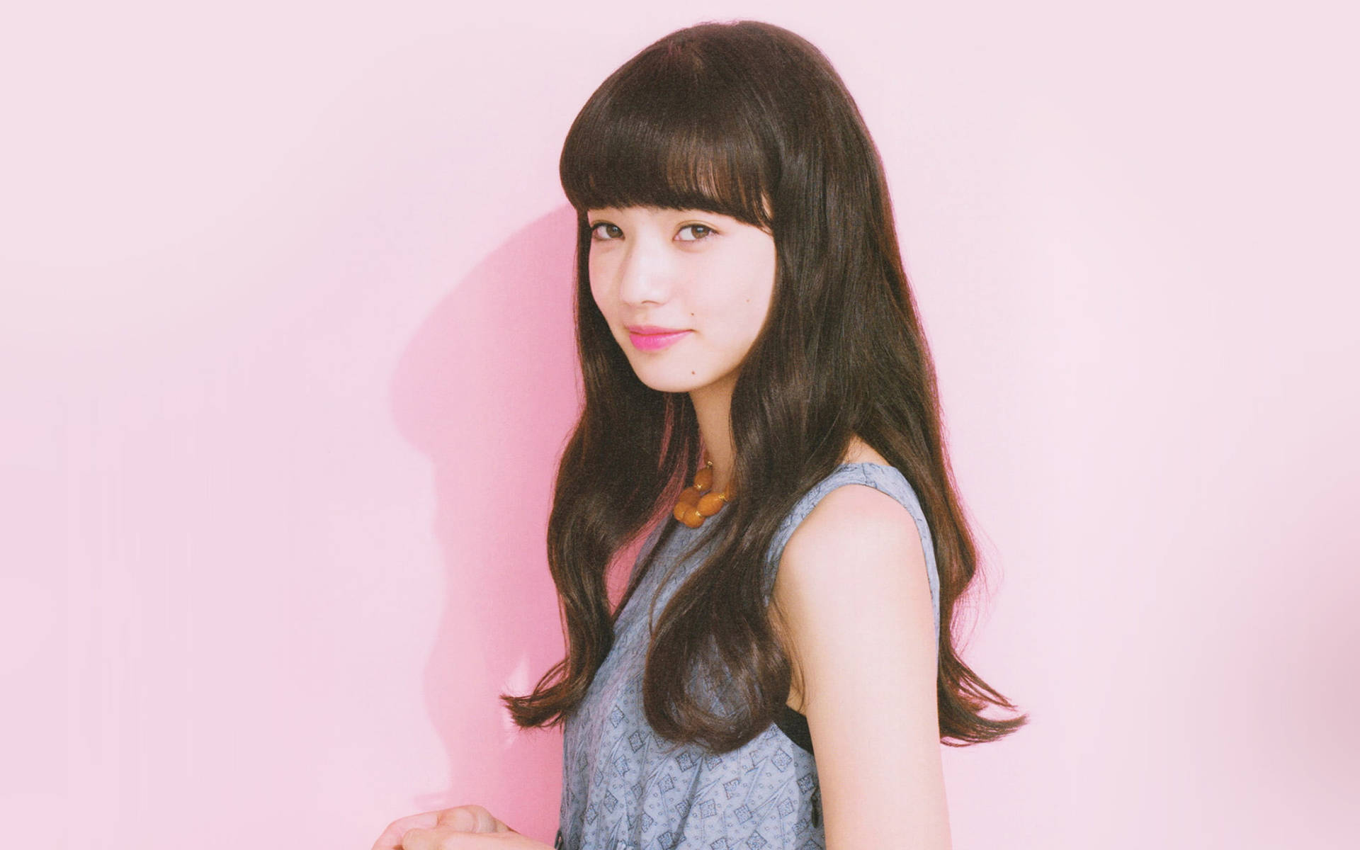Japanese Girl Wallpaper