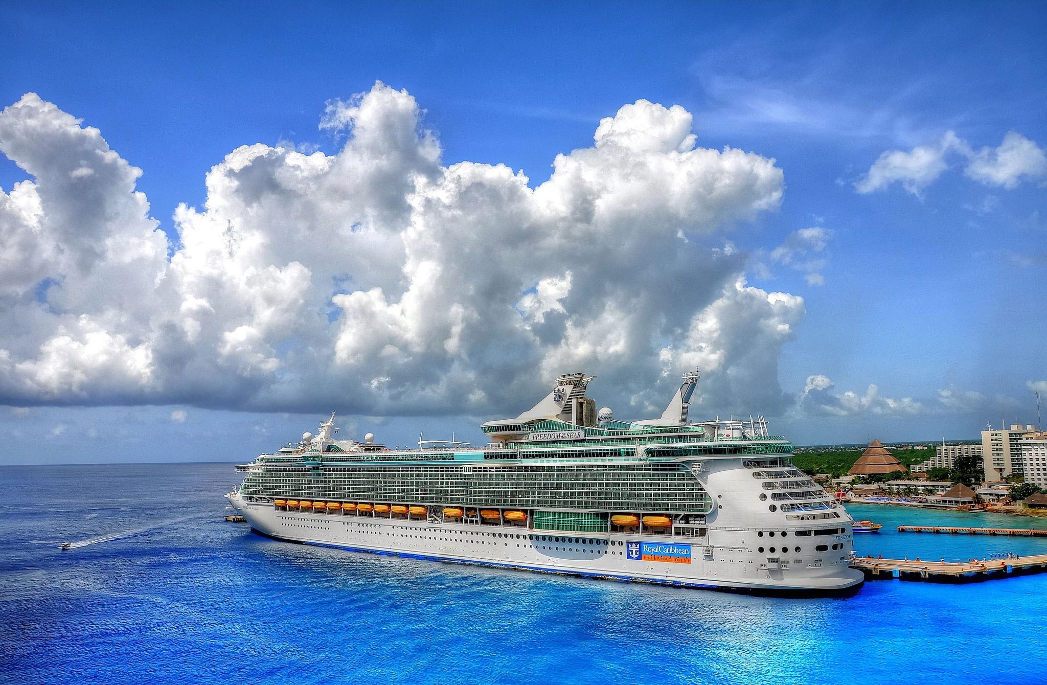 Cruise Ships Wallpaper HD