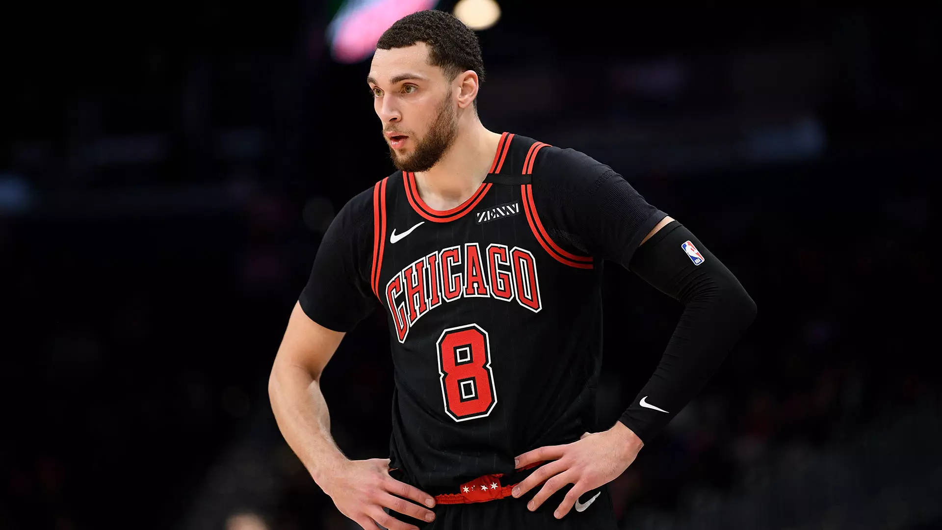 Lavine Wallpaper