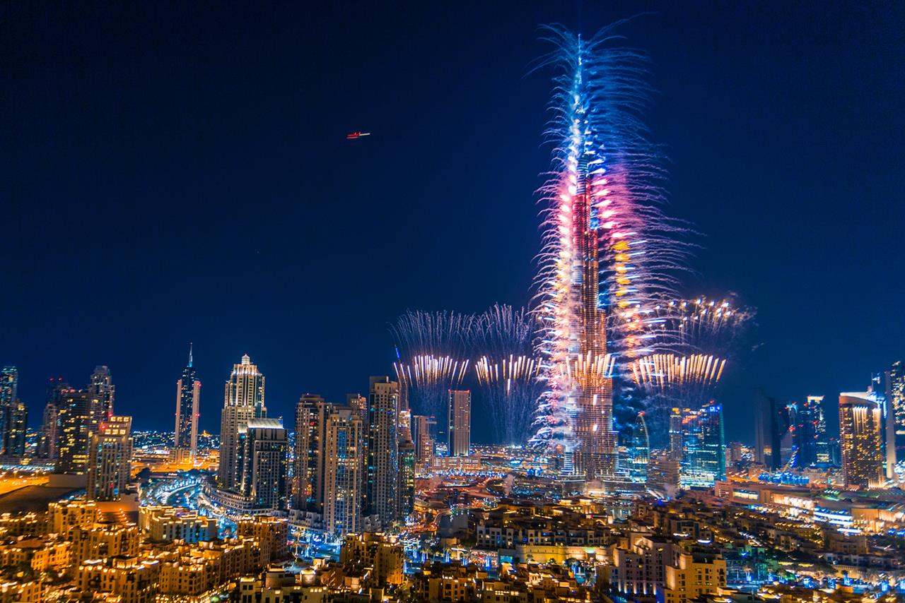 Free download Burj Khalifa New Year Fireworks Desktop Wallpapers