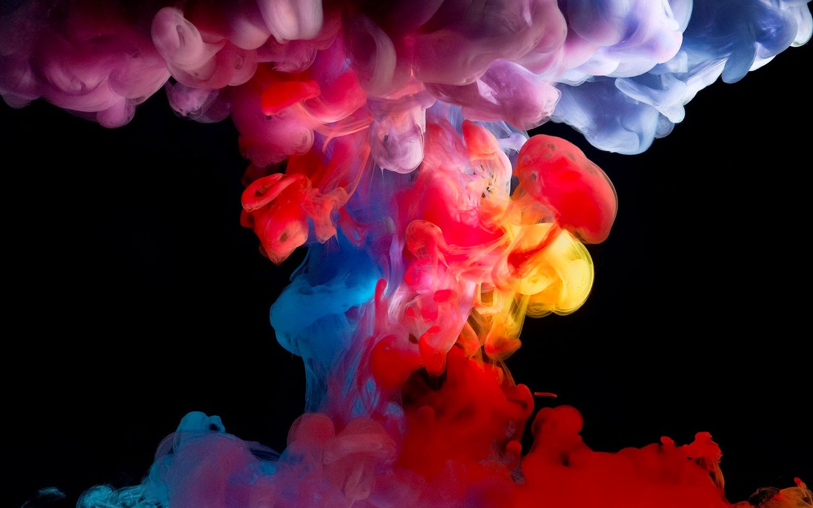 Colorful Heart Smoke Background Wallpaper