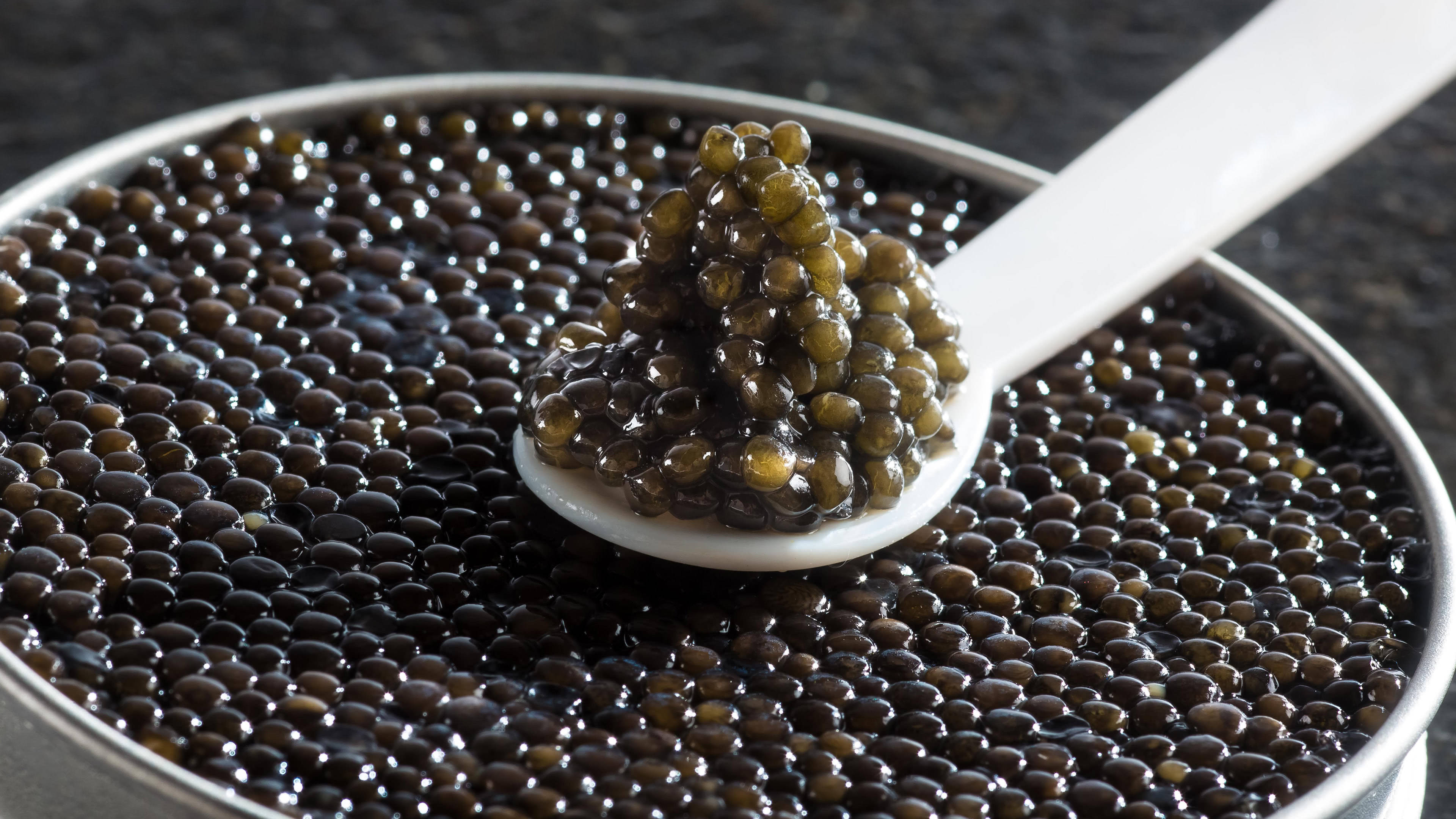 Caviar UHD 4k Wallpaper Cc