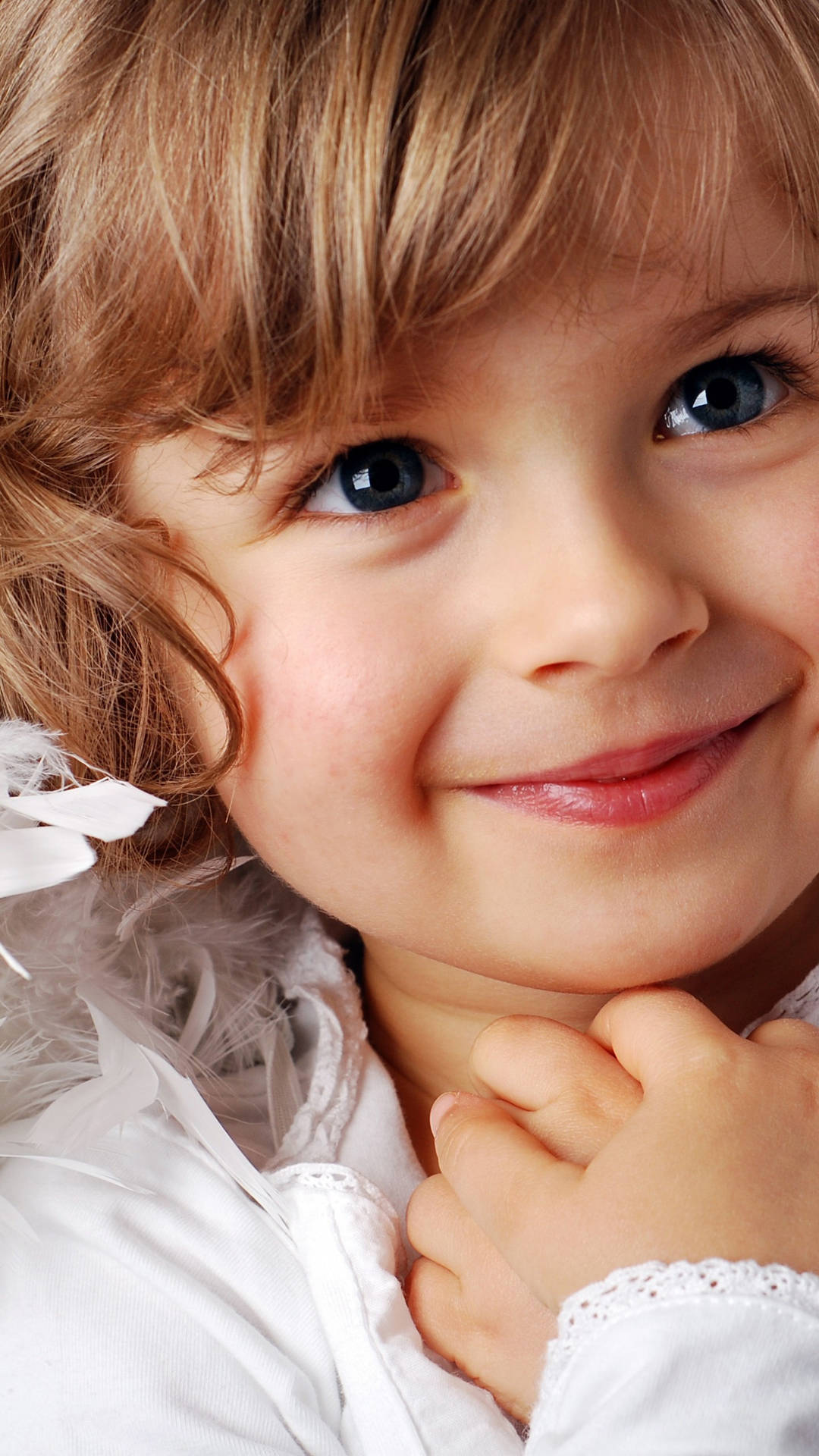 Cute Baby Girl Wallpaper