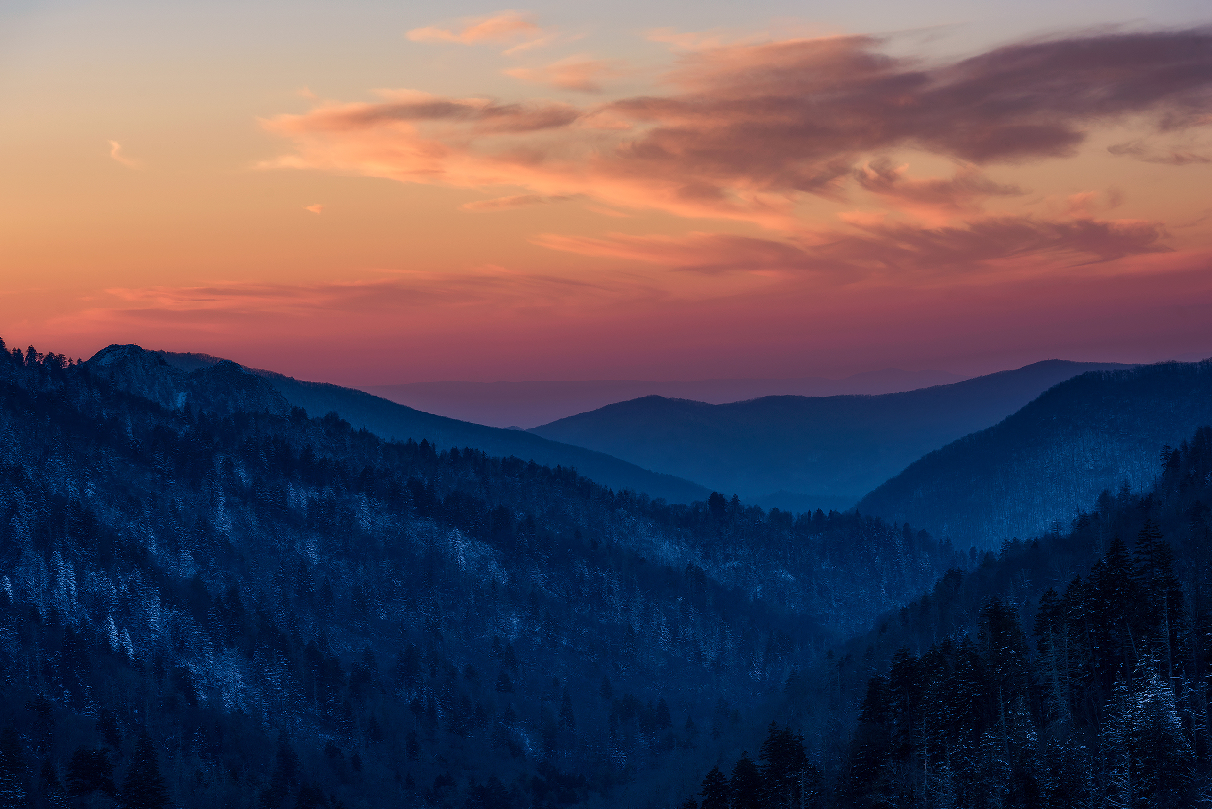 Morton Overlook Sunset Wallpaper In Mountains