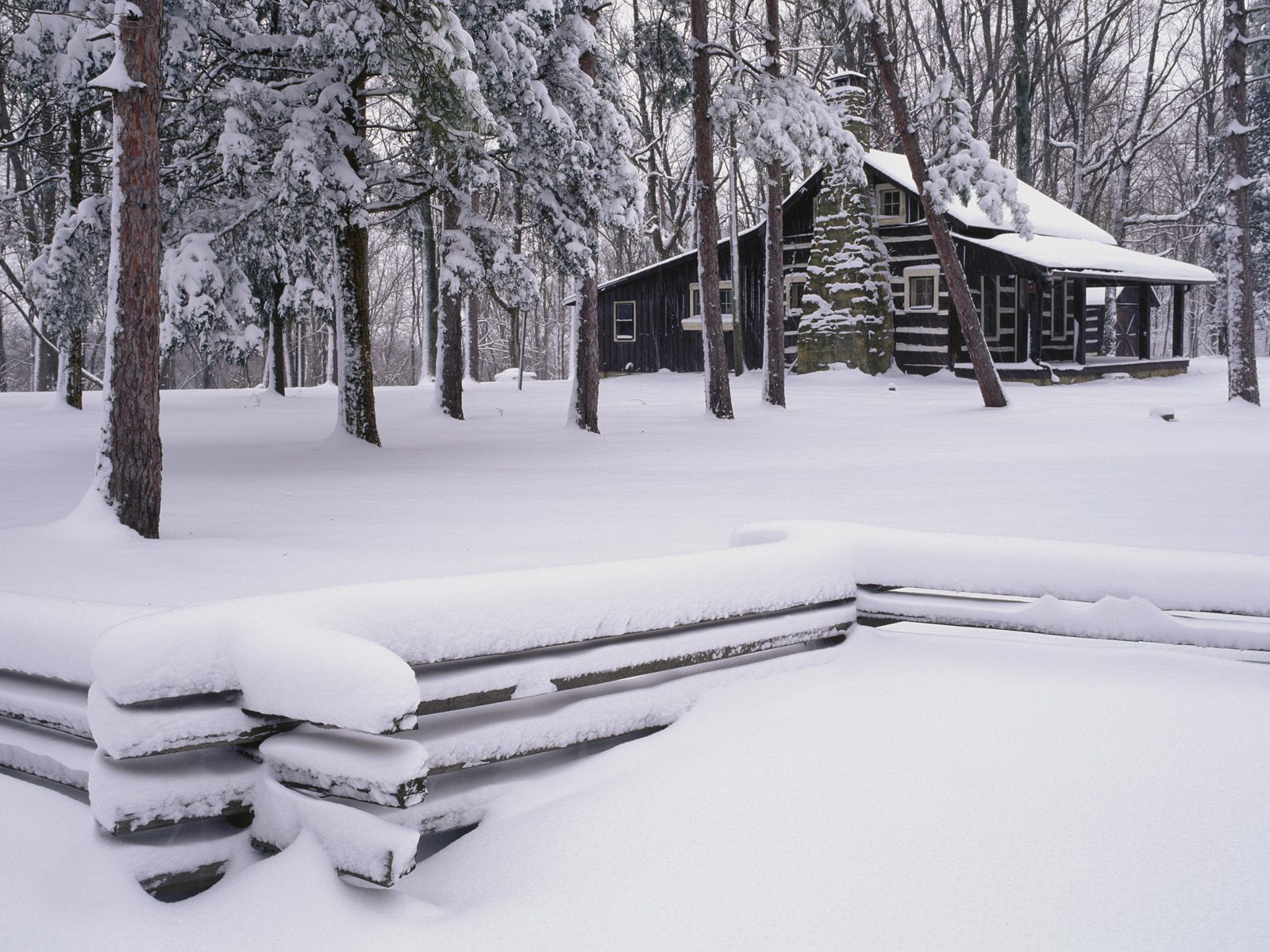 log cabin in the snow Wallpaper Background 38093