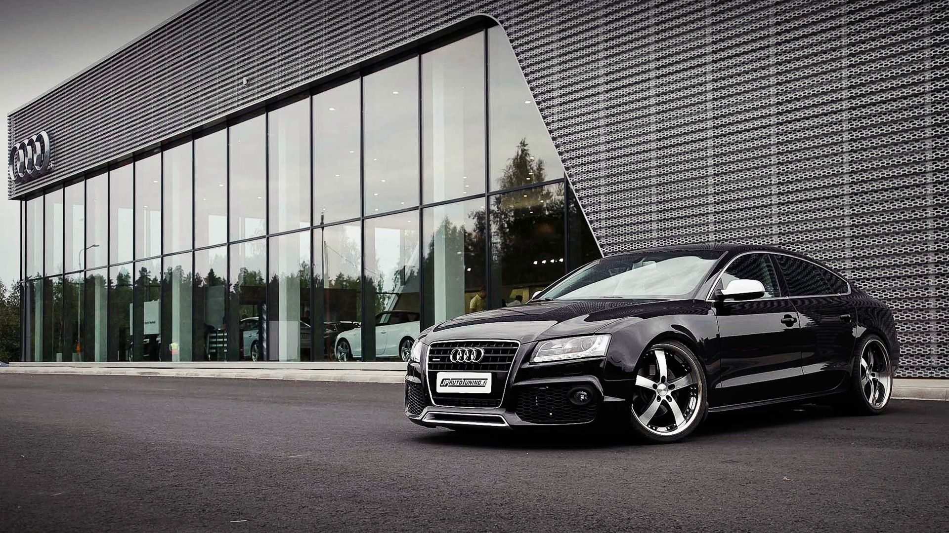 Audi S5 Car Wheels Tuning Parking Wallpaper