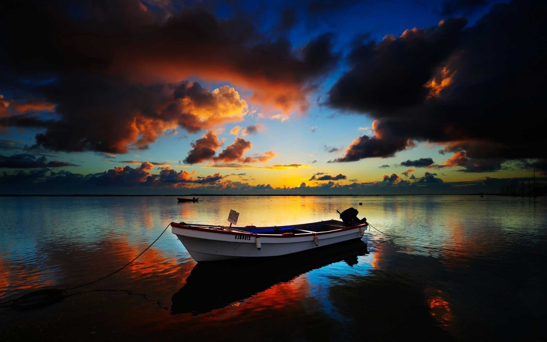 Boat Sunset Wallpaper