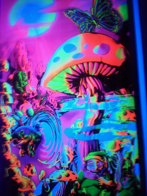 Trippy Shroom And Weed Wallpaper