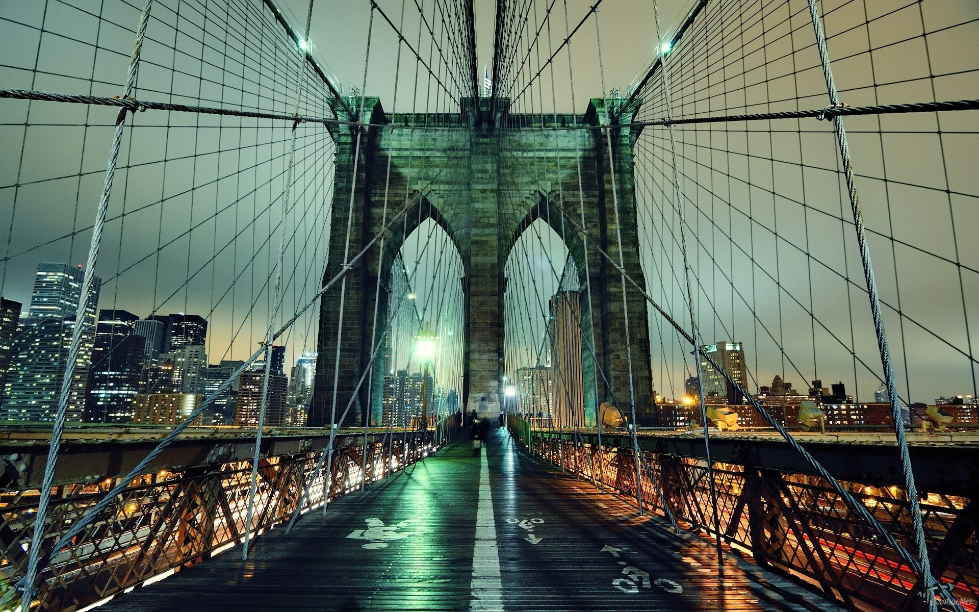Brooklyn Bridge Inside HD Desktop Wallpaper