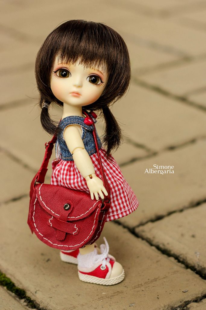 Narita Taweevittayakul On Cute Dolls Girl Wallpaper