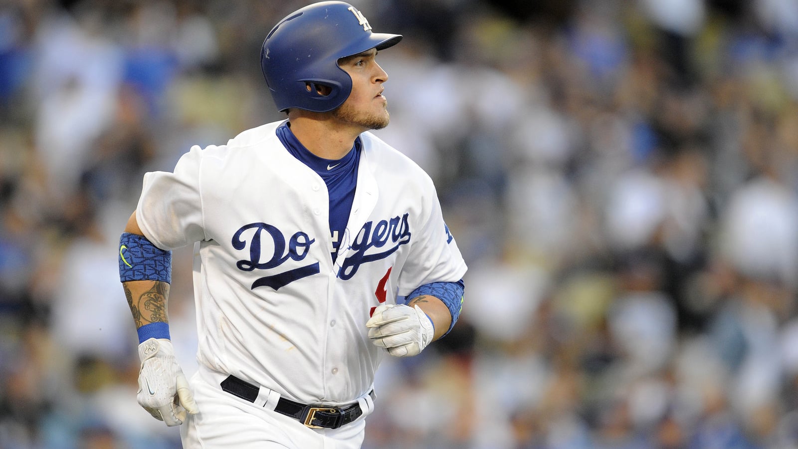 Switch Hitter Yasmani Grandal Wears Wrong Helmet To Plate
