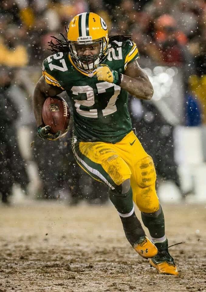 Eddie Lacy In The Snow Go Pack Packer Nation