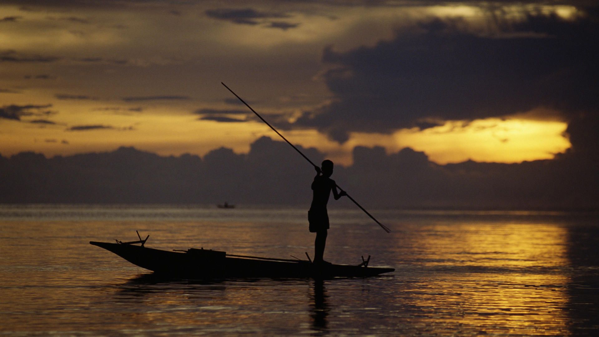 Nature Fisherman At Sunset Fergusson S Island Papua New Guinea