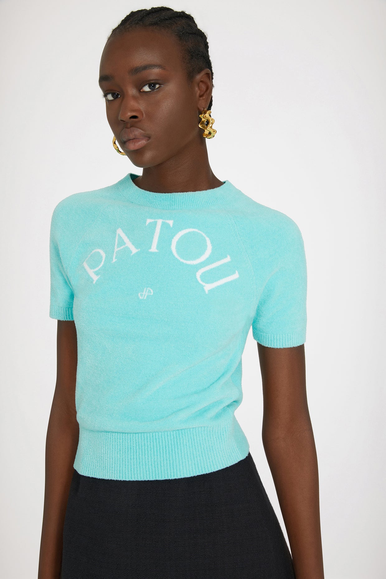 Kn1568068634b Fatou Wallpaper