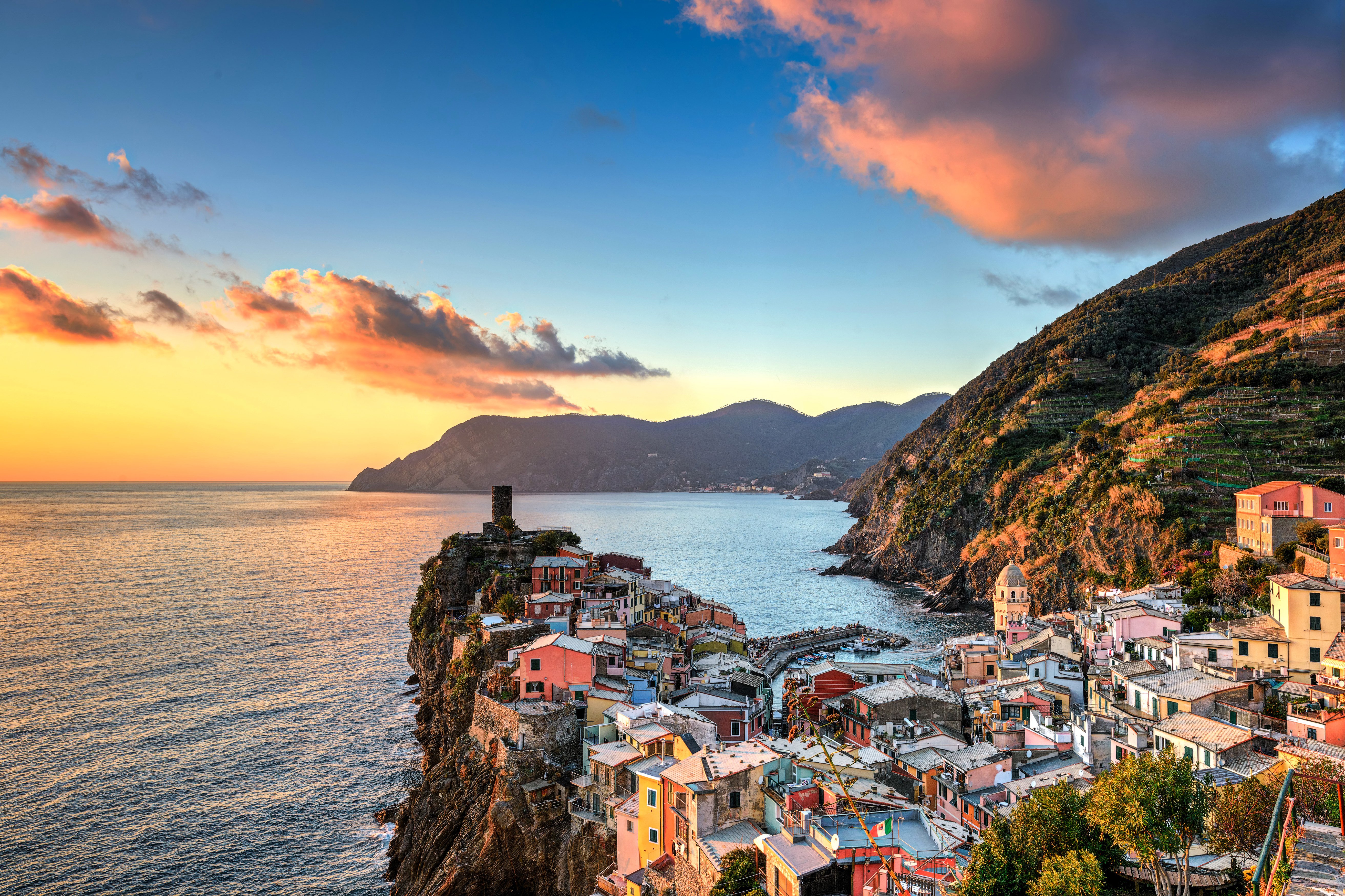 Italy Houses Coast Mountains Sky Clouds Vernazza Cities Wallpaper HD