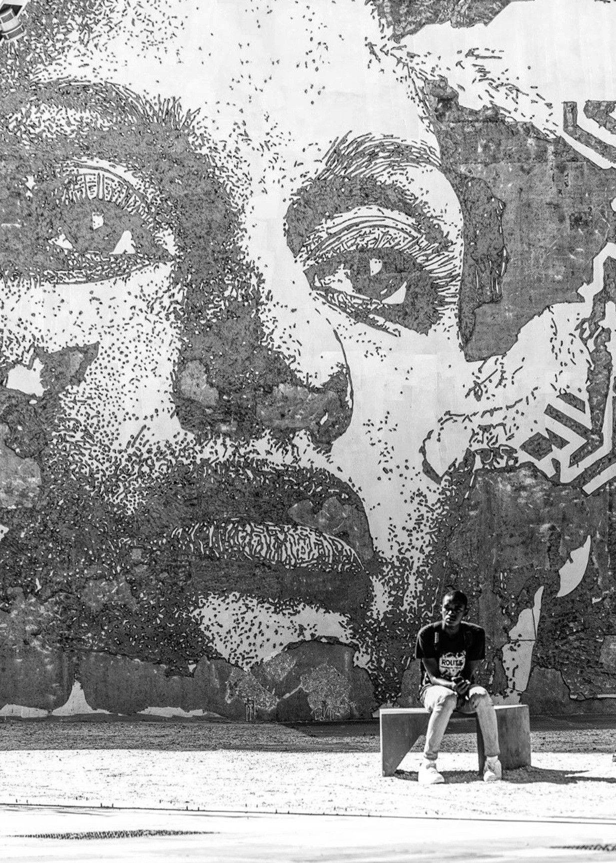 Black And White Graffiti Wallpaper