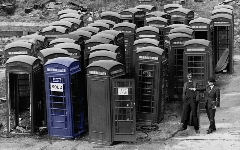 Doctor Phone Booth Wallpaper Selective Coloring