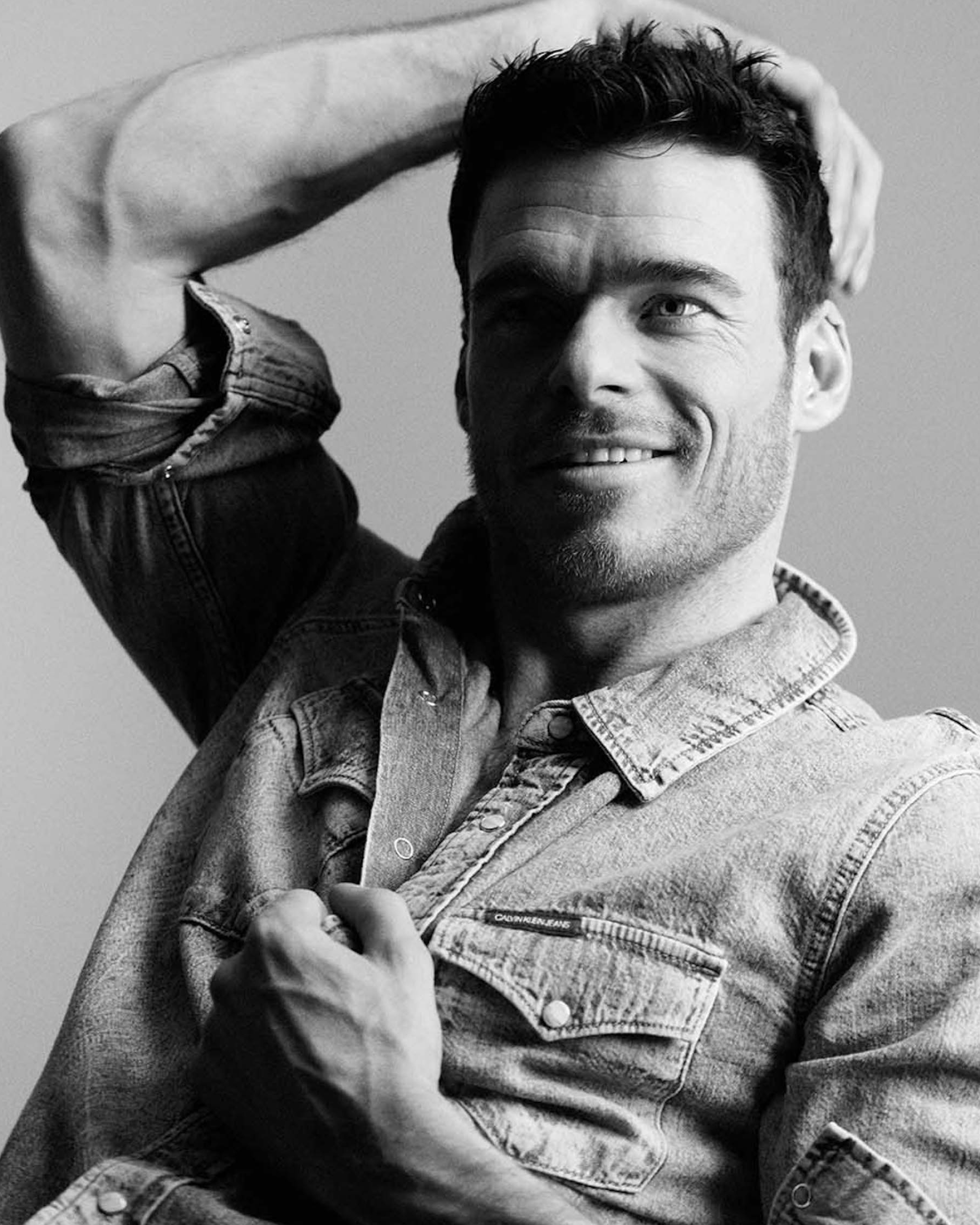 Richard Madden Wallpaper