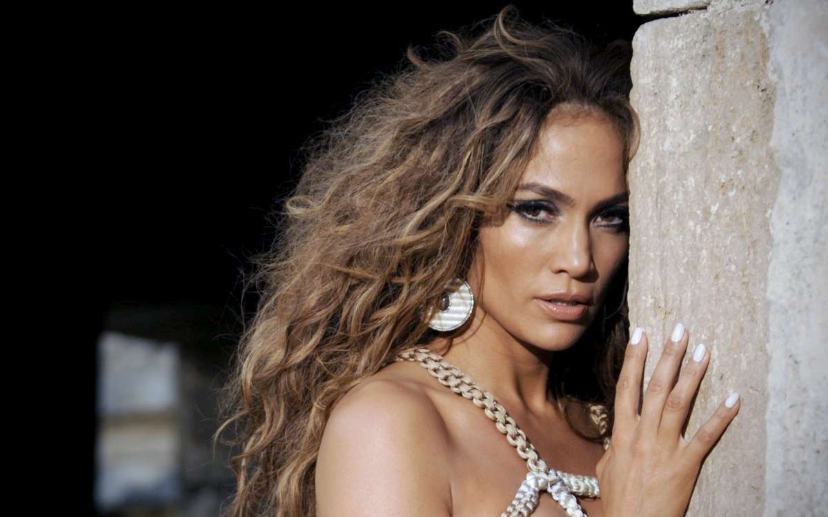 Jennifer Lopez Wallpaper Clothes Line