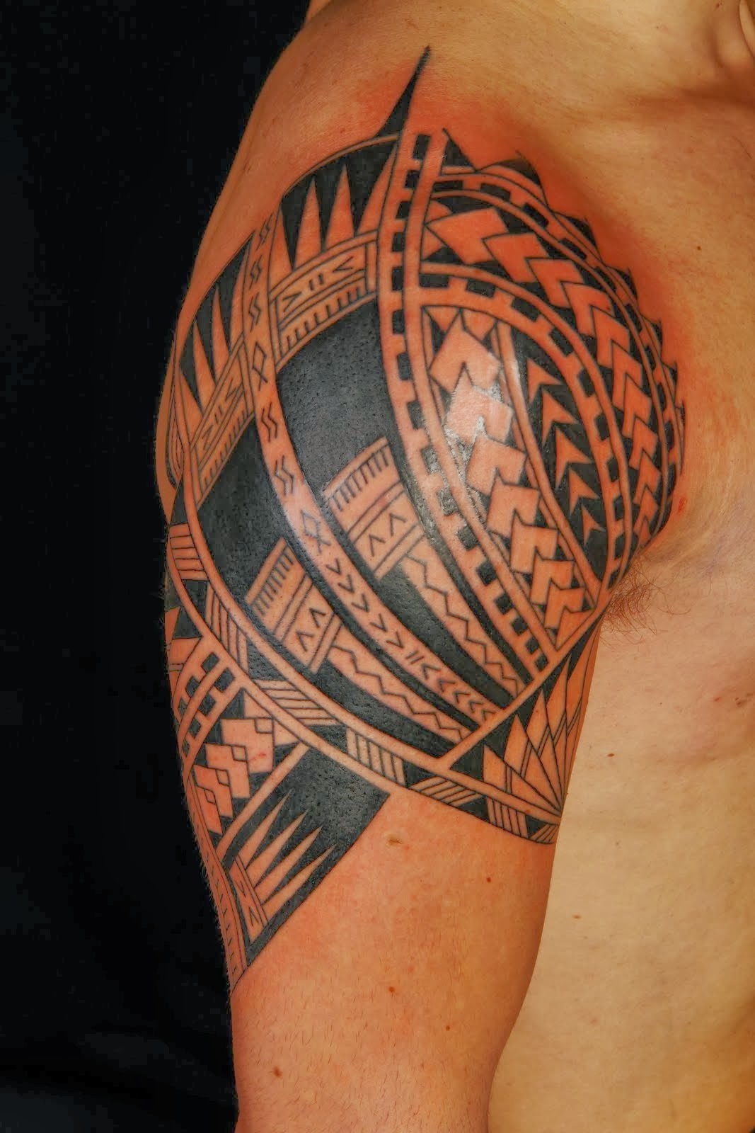 Tribal Polynesian Armband Tattoo Let's check more our design  @kutainkedtattoo Book Now⬇️ KUTA INKED TATTOO 📍Kartika Plaza Stre... |  Instagram