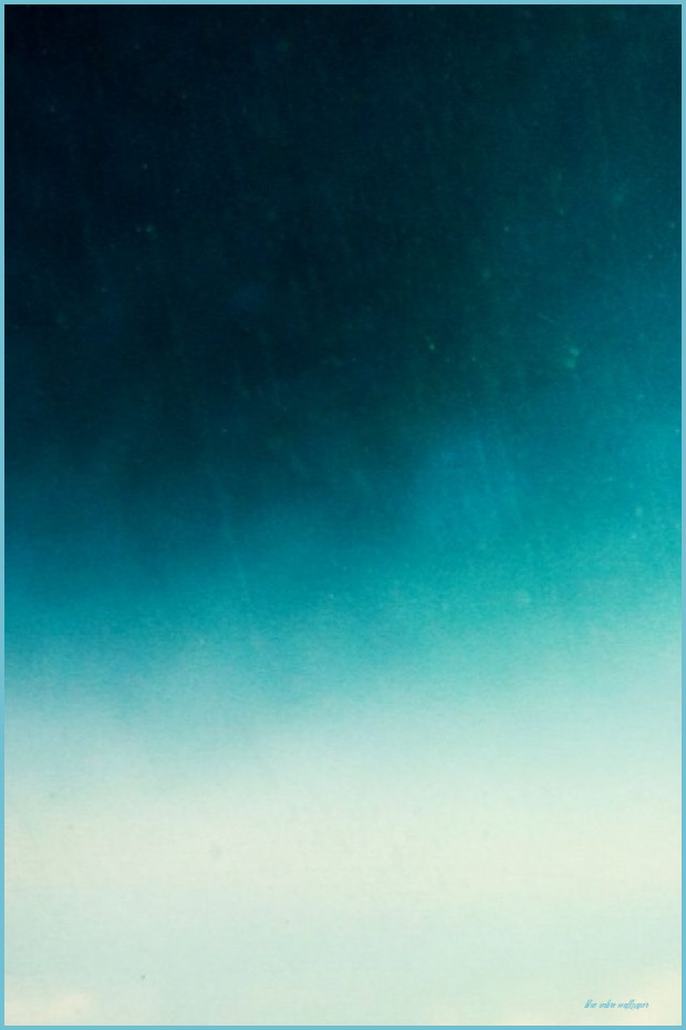 Blue Gradient Ombre Wallpaper iPhone