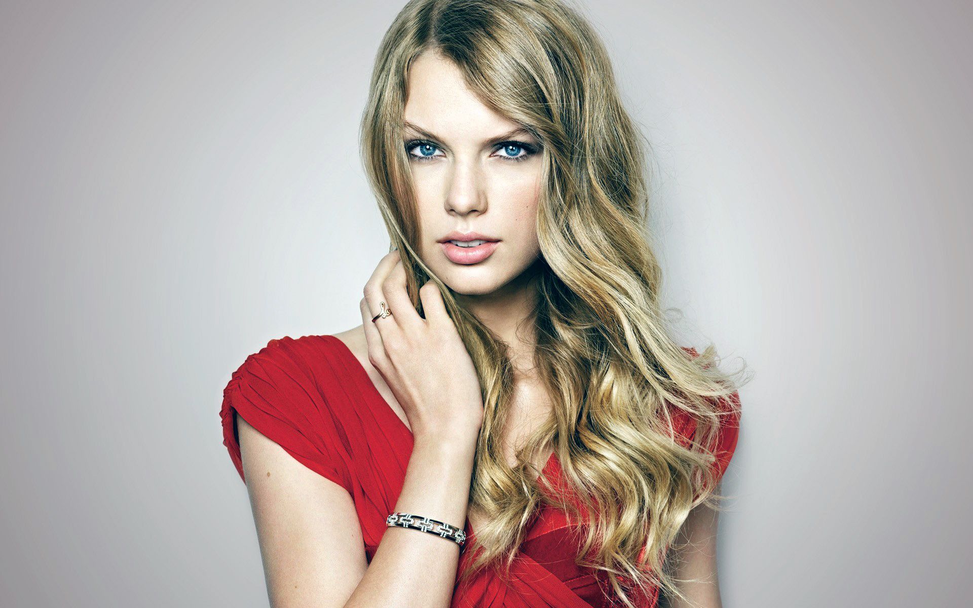Taylor Swift HD Desktop Wallpaper At Wallpaperbro