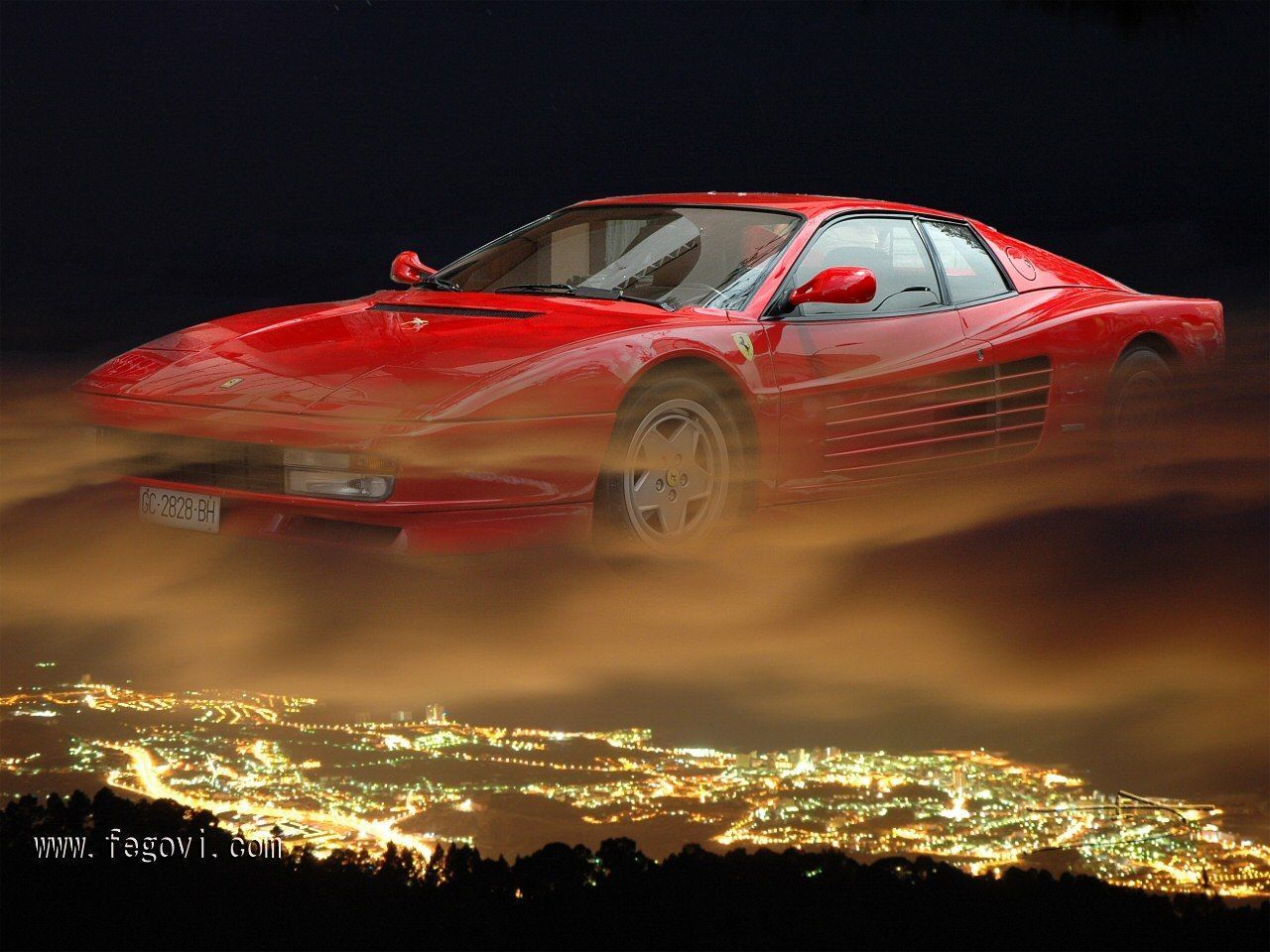 Desktop Ferrari Testarossa Wallpaper