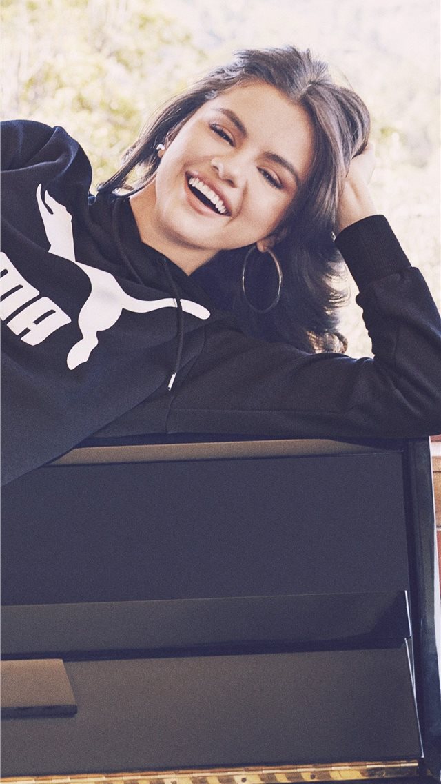 Selena Gomez 4k Puma iPhone Wallpaper
