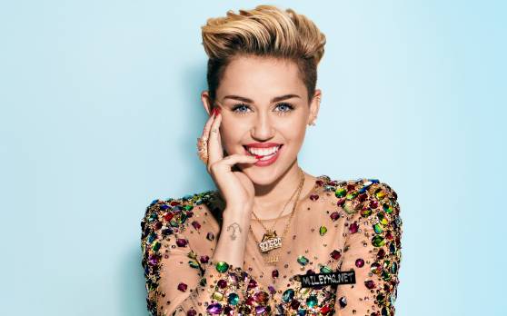 Miley Cyrus Custom Size Generator
