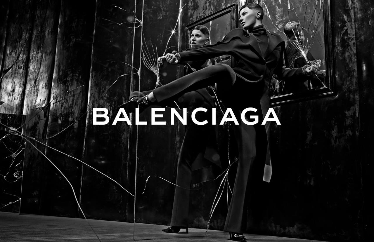 Free download Gisele Bundchen Black n White Beauty For Balenciaga ...