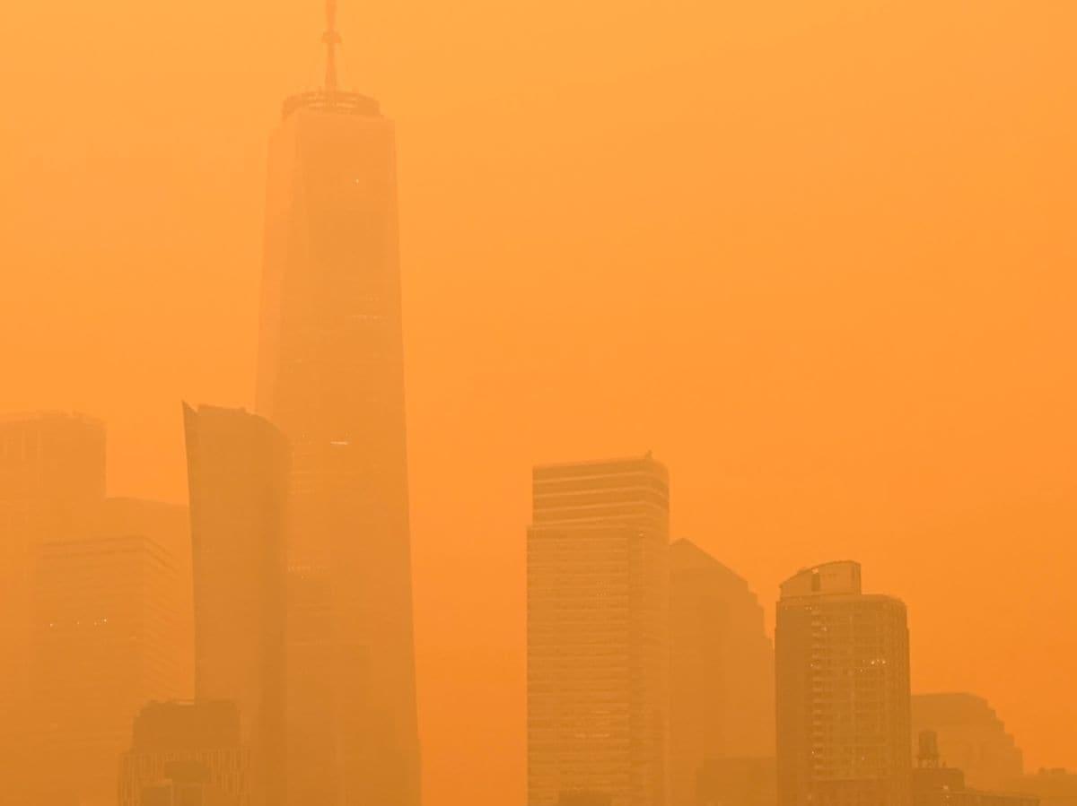 Apocalyptic Image Surface From New York City As Canada Wildfires