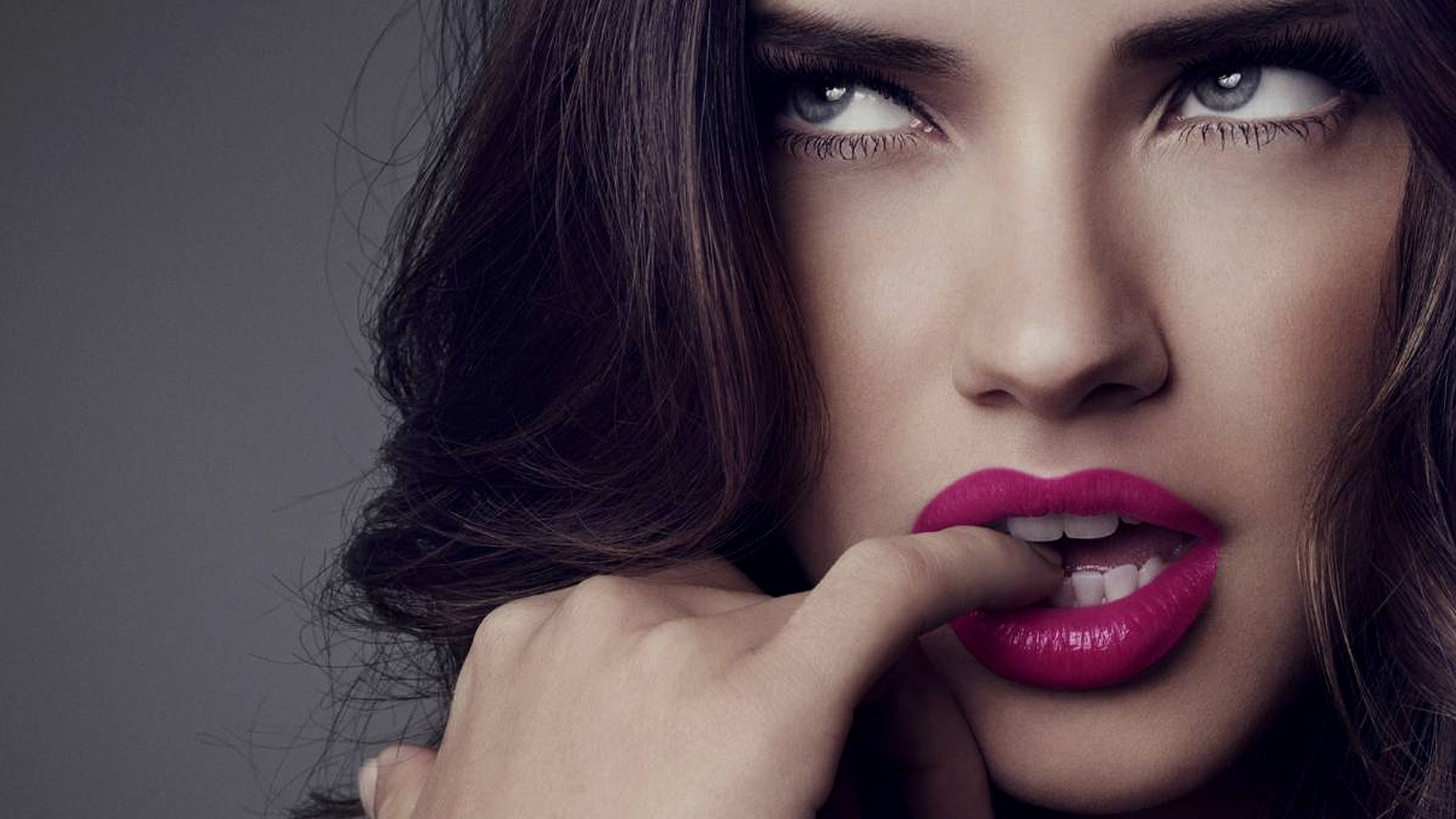 Beautiful Girl HD Wallpaper 1080p