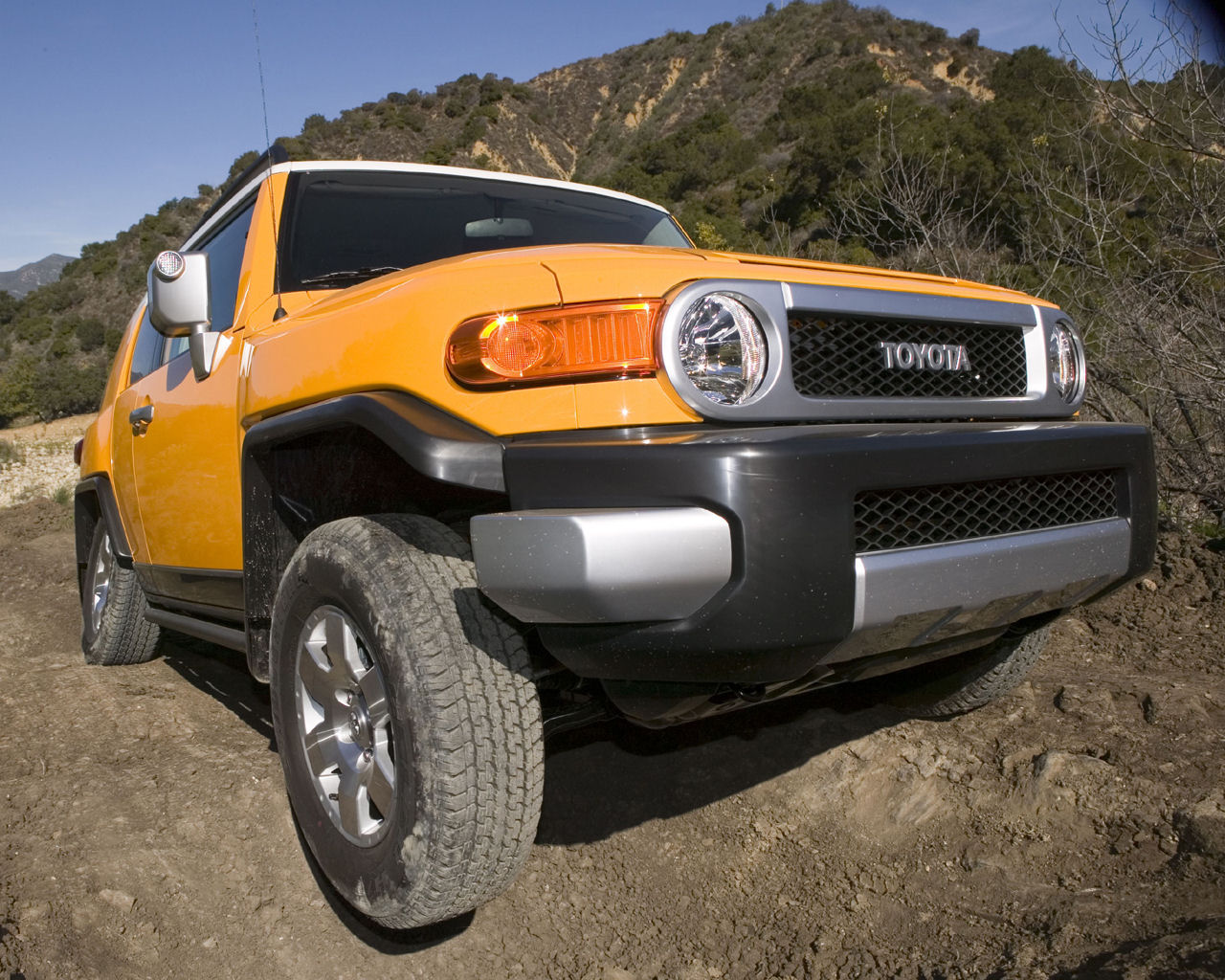 Please Right Click On The Toyota Fj Cruiser Wallpaper Below And