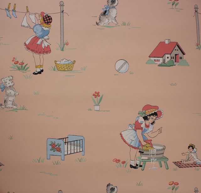 S Vintage Nursery Wallpaper