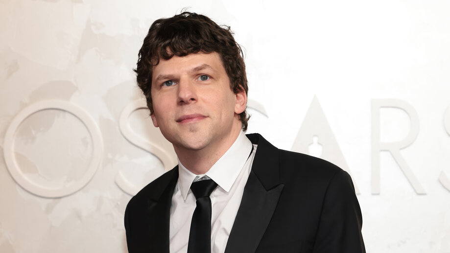 Jesse Eisenberg Oscar D Wallpaper