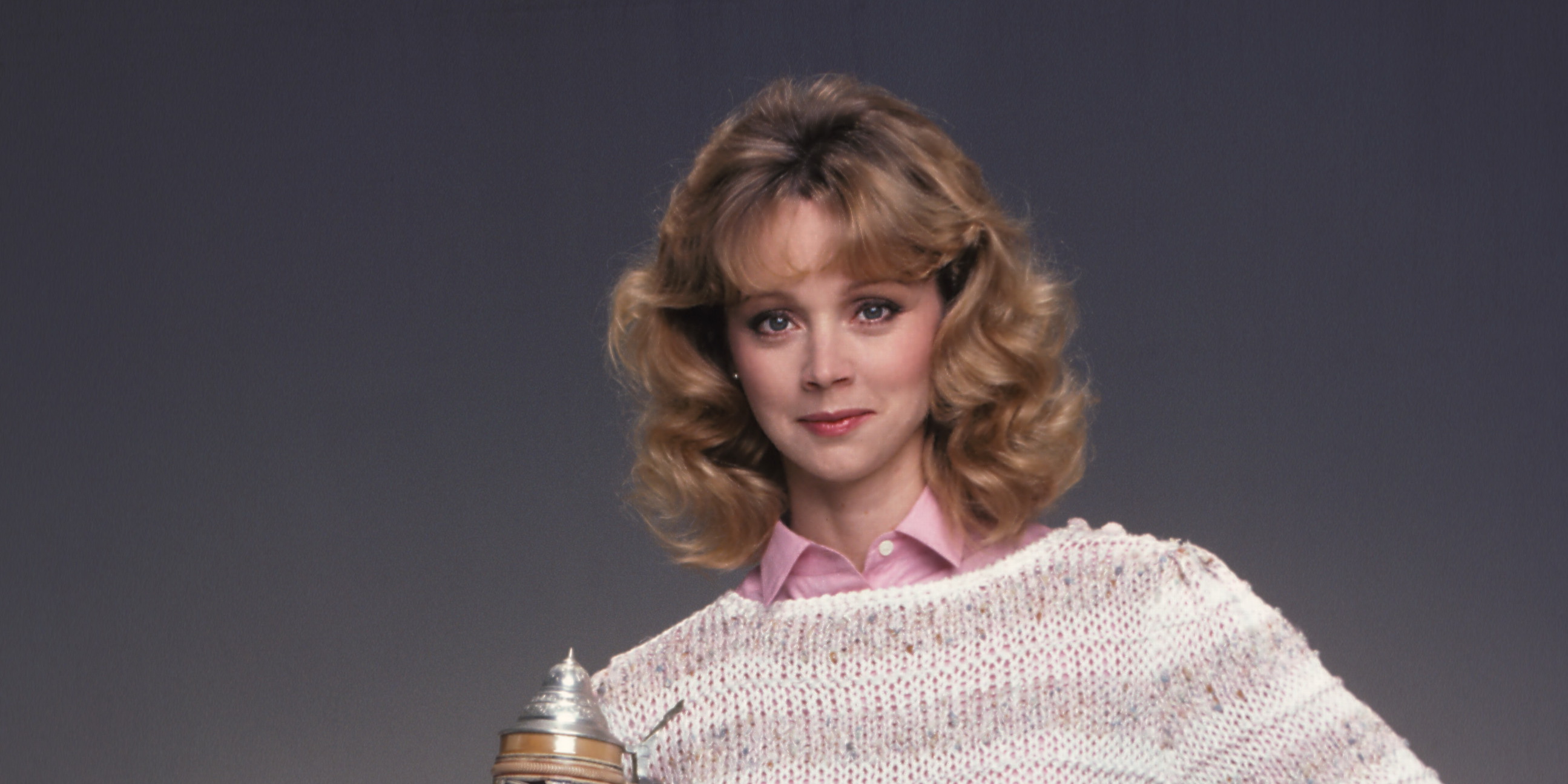Shelley long net worth