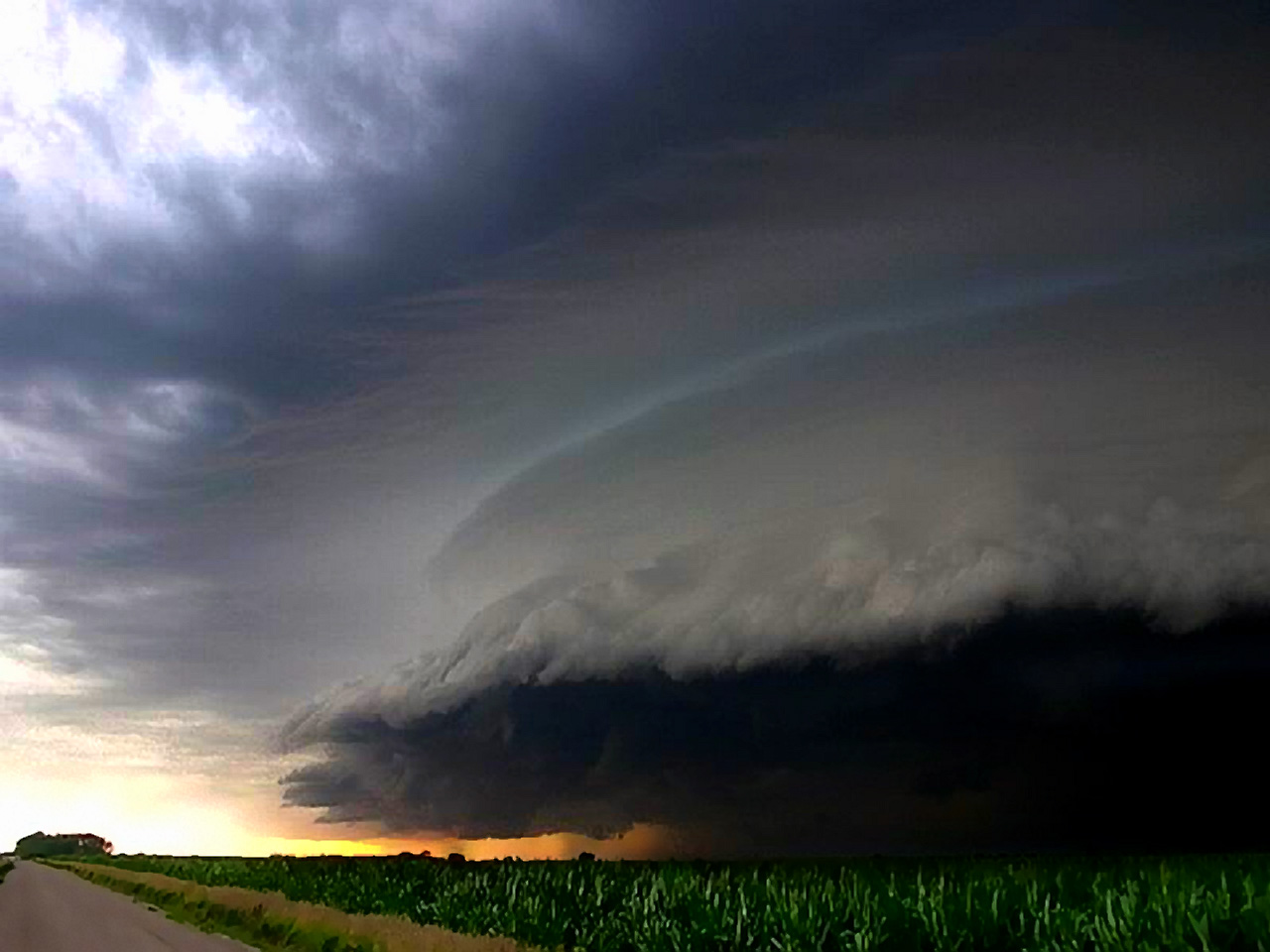 Large Wall Cloud Weather Wallpaper Image Featuring Tornadoes
