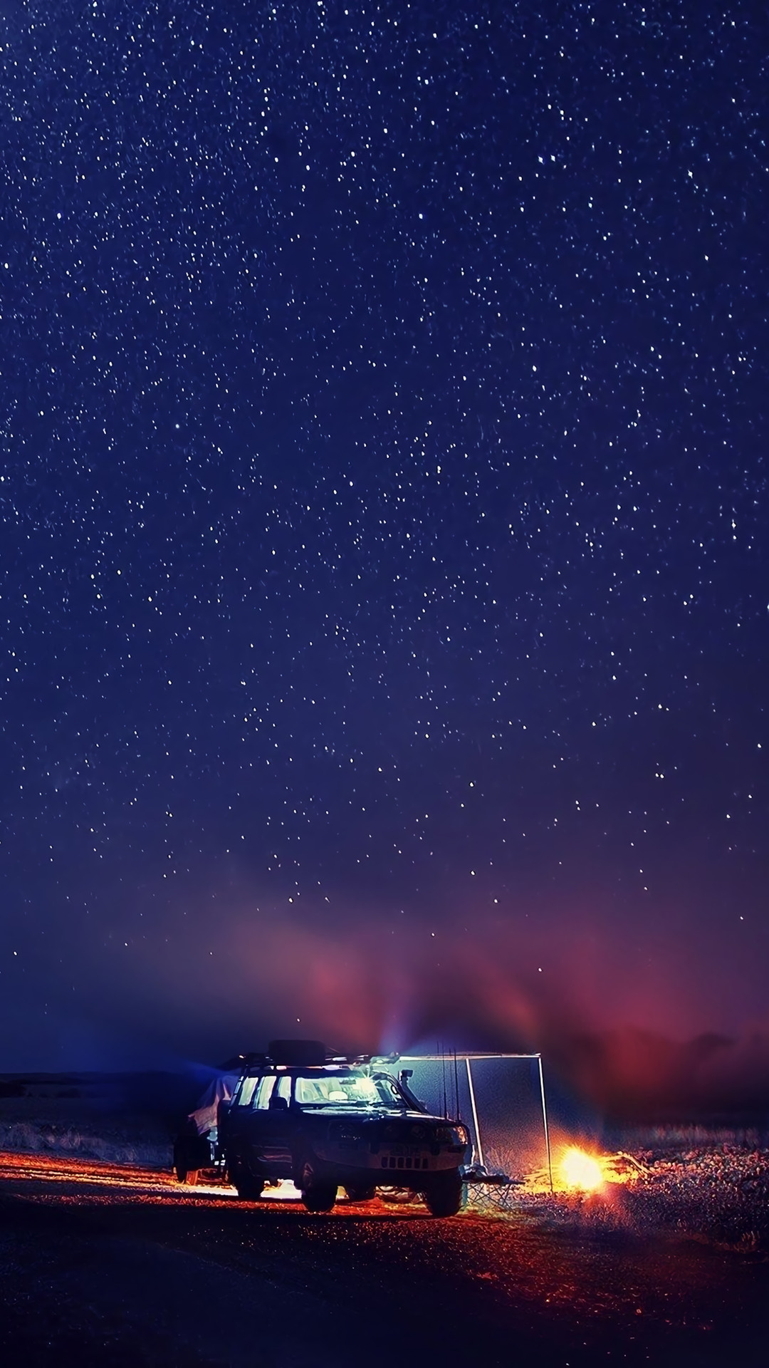 Night Sky Stars Scenery Camping Bonfire 4K Wallpaper 4757