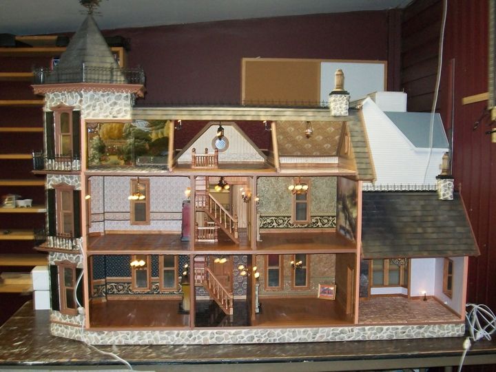 earth and tree dollhouse