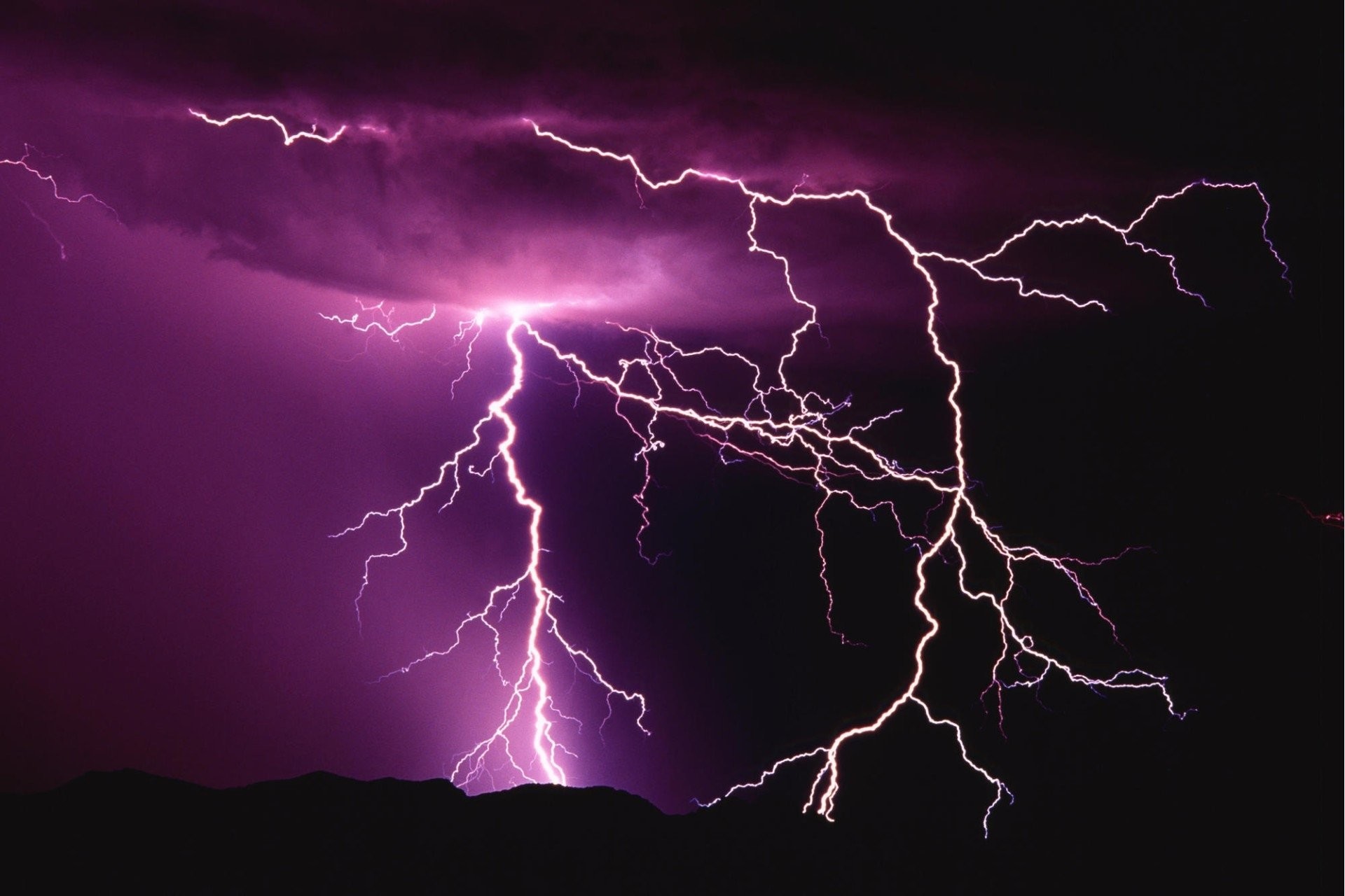 Lightning Wallpaper HD Image