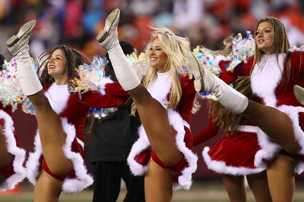 Redskins Cheerleaders Christmas The Sports Column Articles