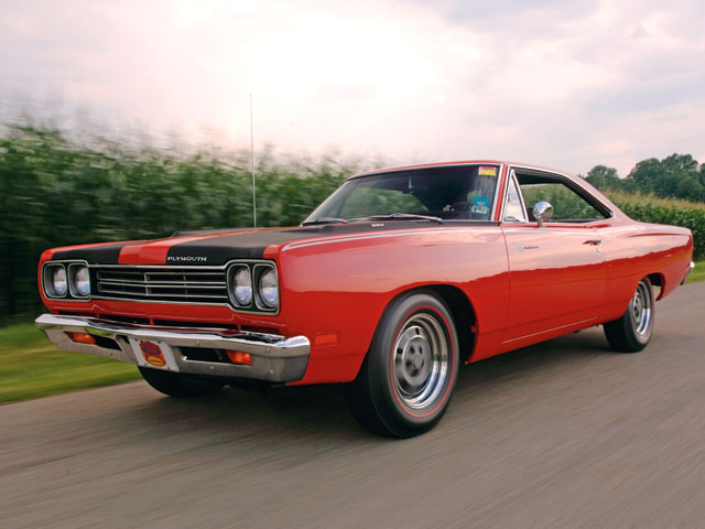 Plymouth Road Runner Driving Photo