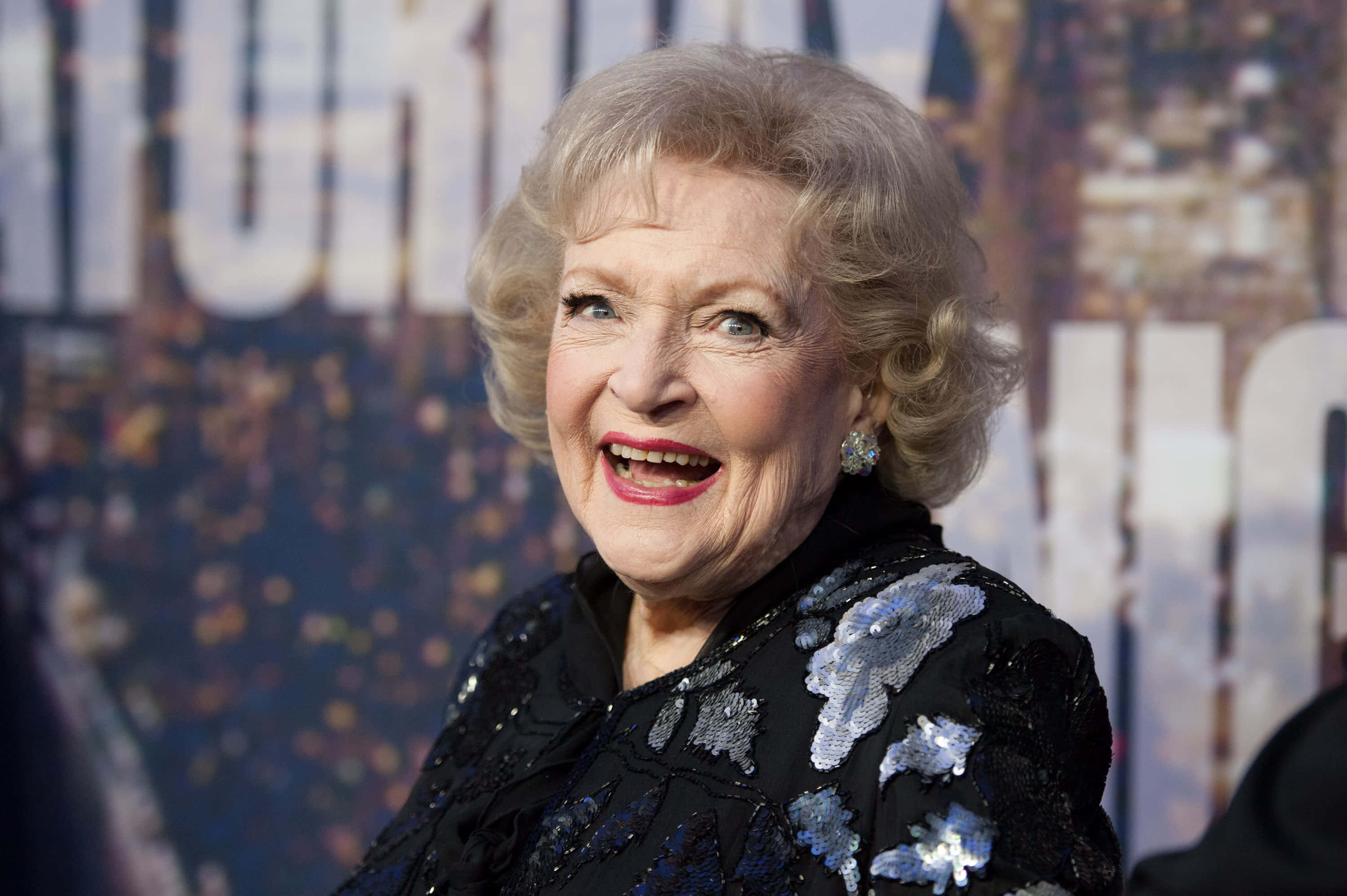 Betty White Background Wallpaper