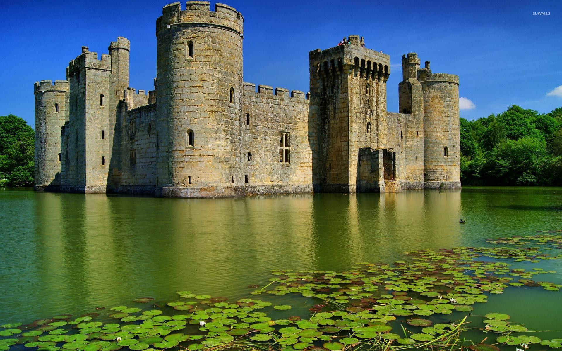 Bodiam Castle In England Wallpaper