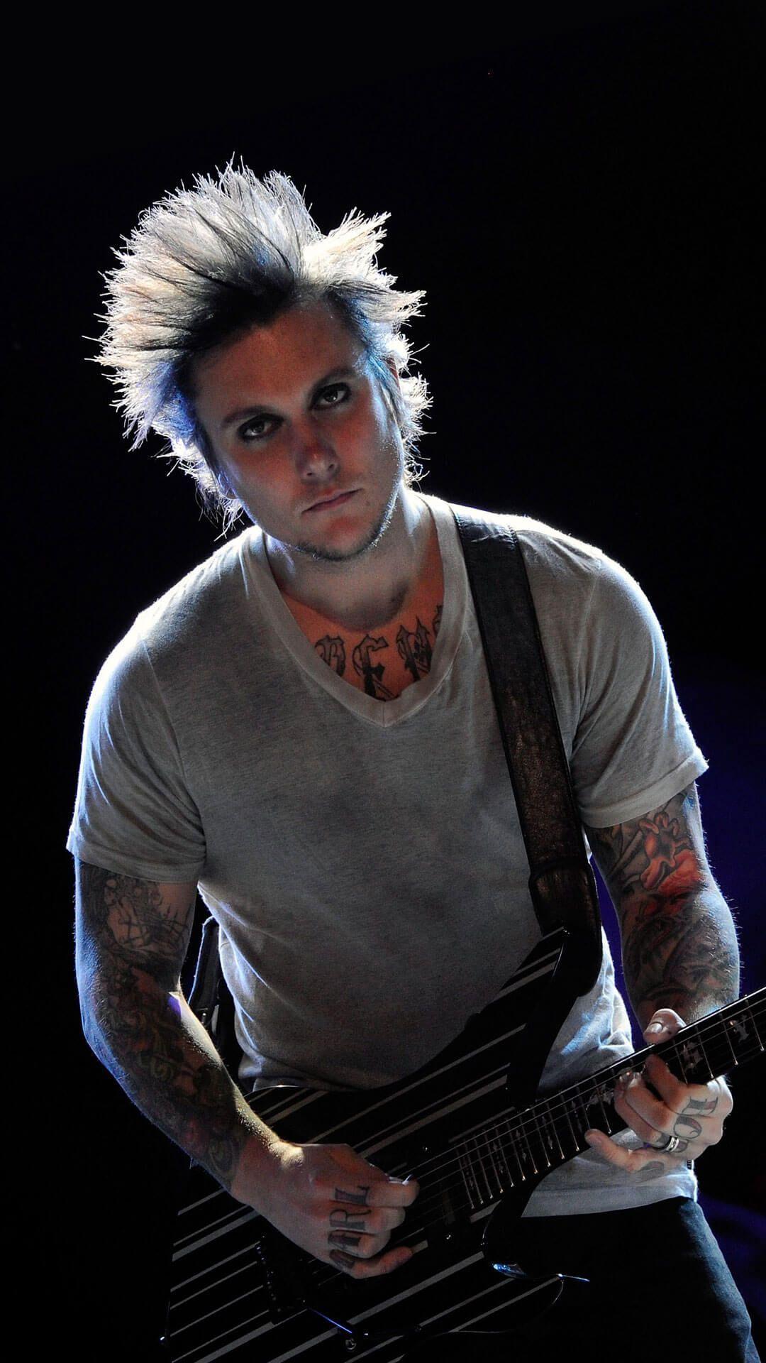 Synyster Gates 2016 Wallpapers 1080x1920