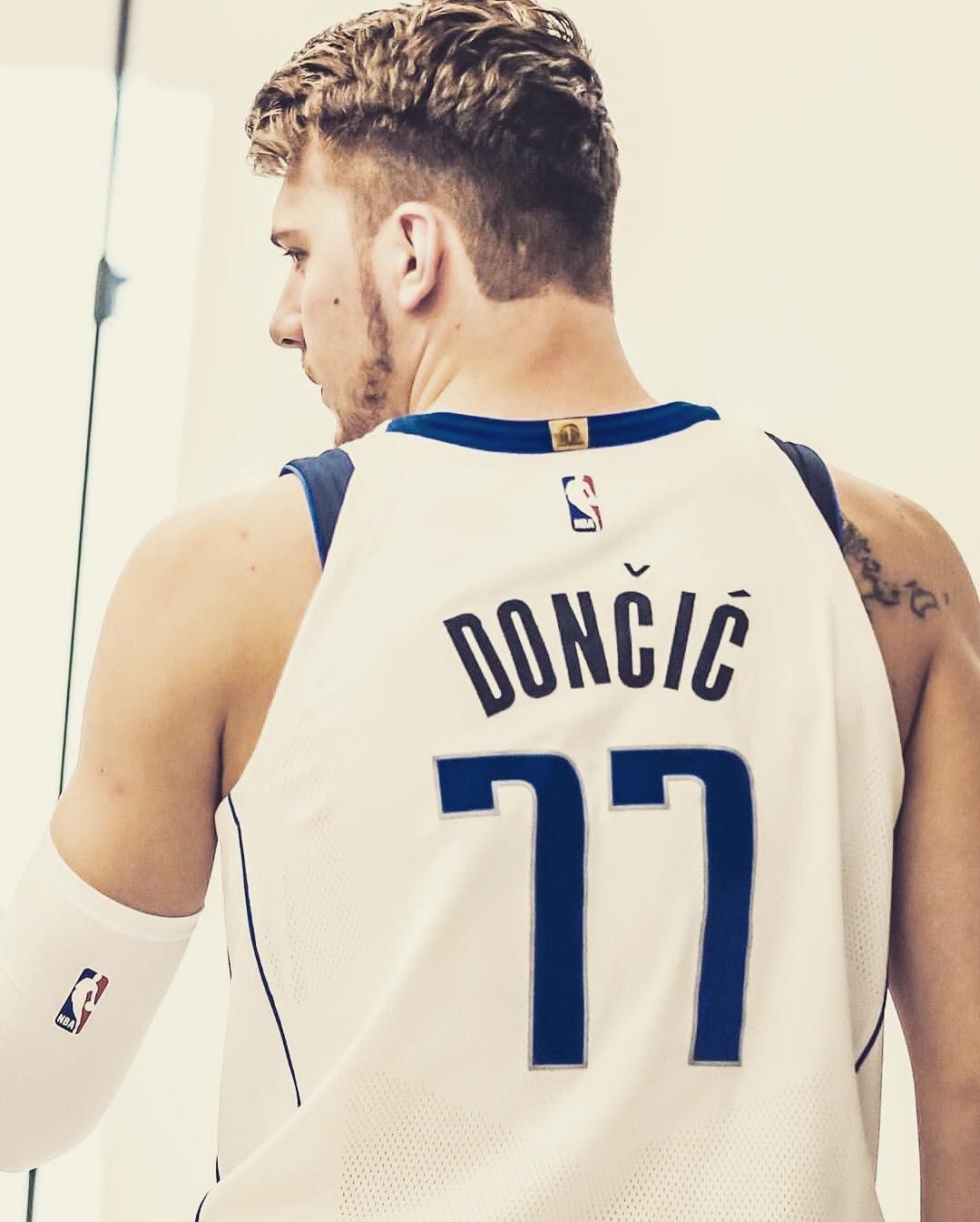 Luka Doncic Wallpaper On