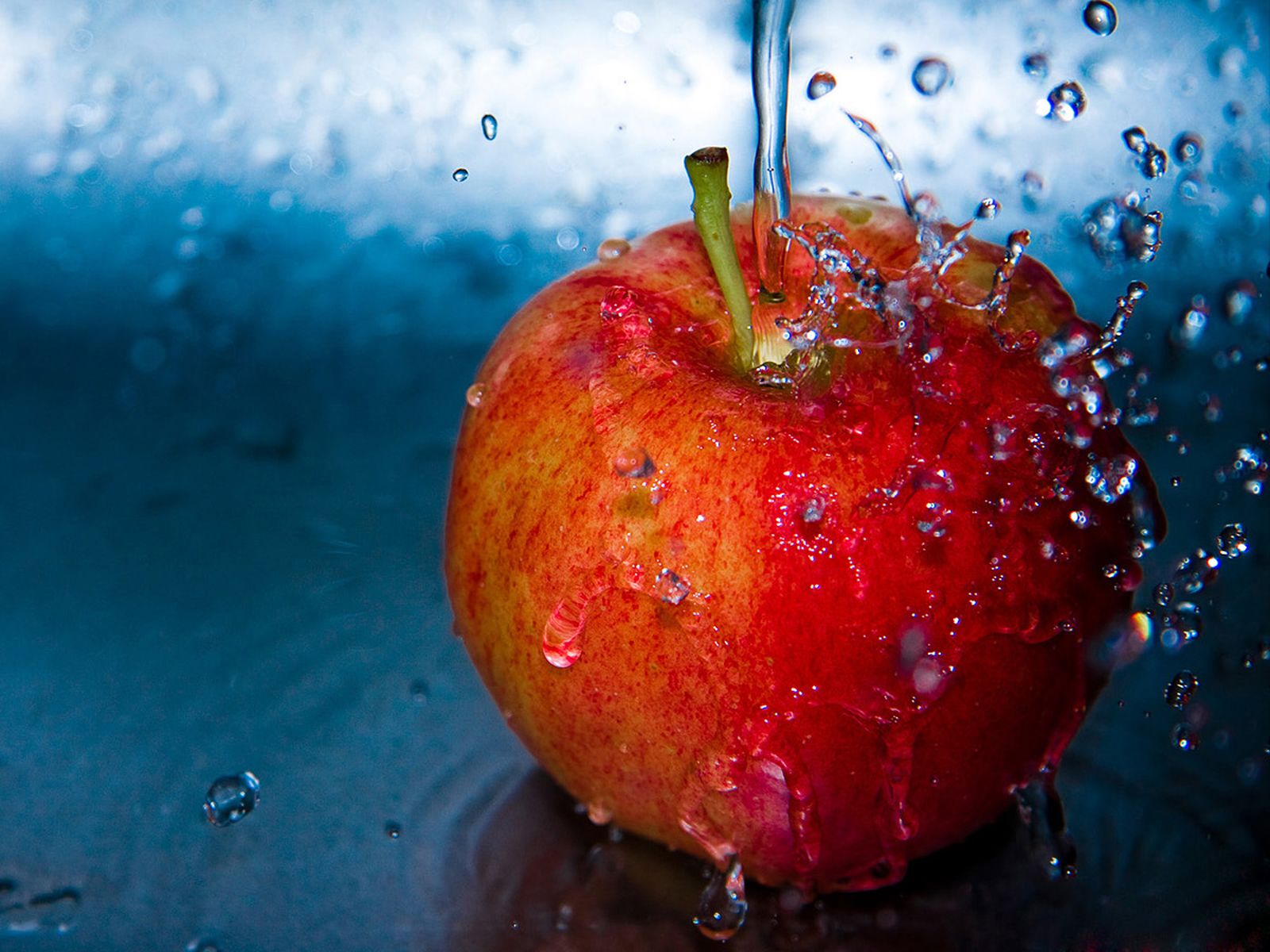 Wallpaper Blue Red Drop Water Apple