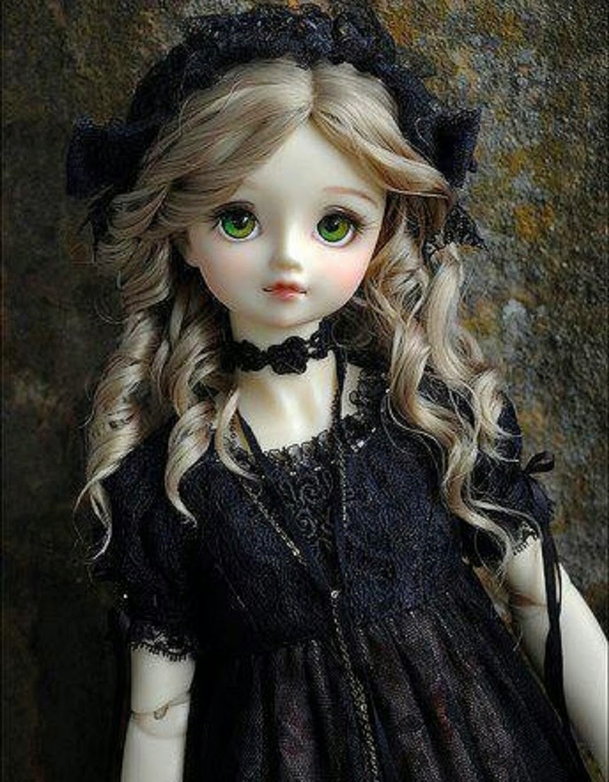 Cute Dolls Wallpaper For Profile Pictures